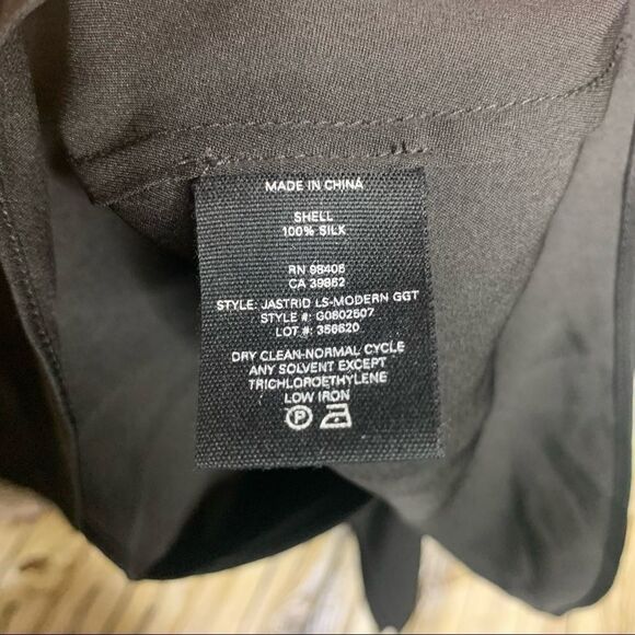 Theory Black Jastrid Modern Silk Ruffled sz Large - Picture 12 of 12